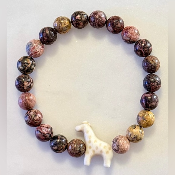 Jewelry - Beaded Rhyolite & Brecciated Jasper Stretch Bracelet w/Giraffe Charm, ~7.5” 🦒